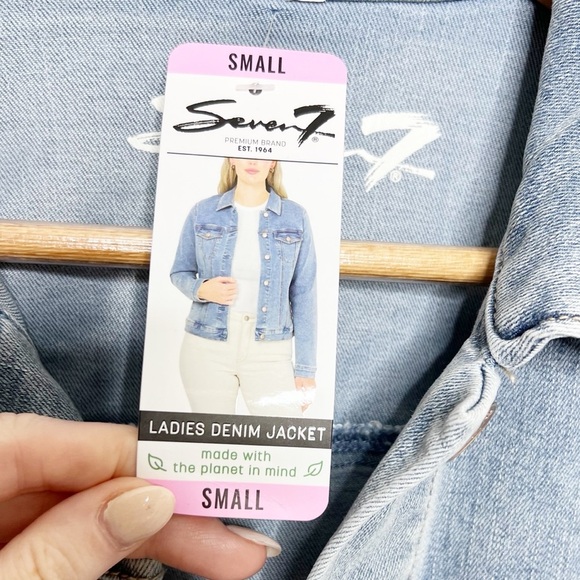 New with Tag Seven Ladies Wembley Wash Blue Button Down Modern Denim Jean Jacket - Picture 12 of 16